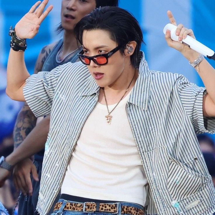 Behind-the-scenes cut of j-hope (BTS)