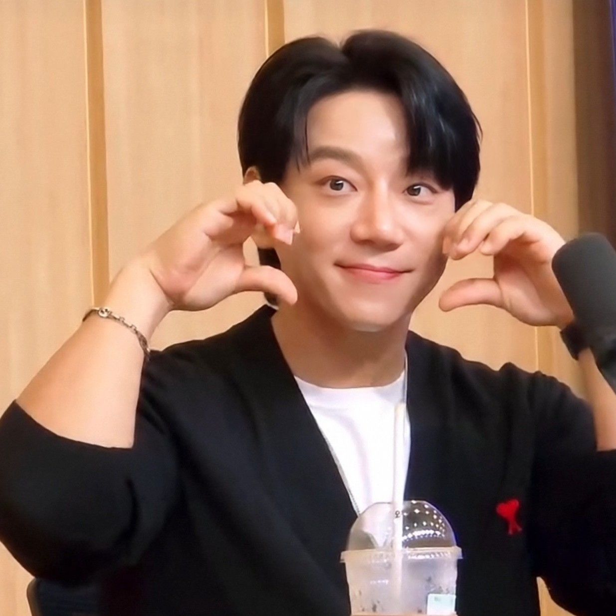 Recent activity shot of Hwang Chiyeol
