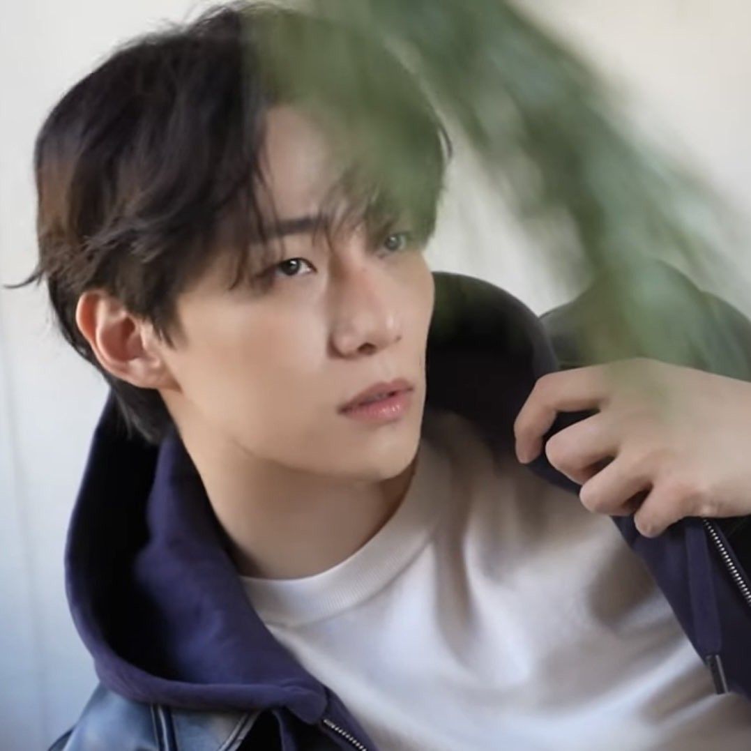 A moment captured by Junho (2PM)'s fan