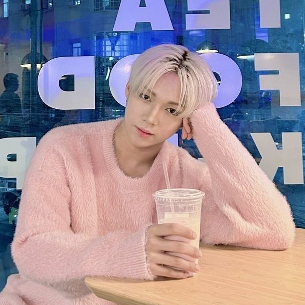 A moment captured by AHOF's fan