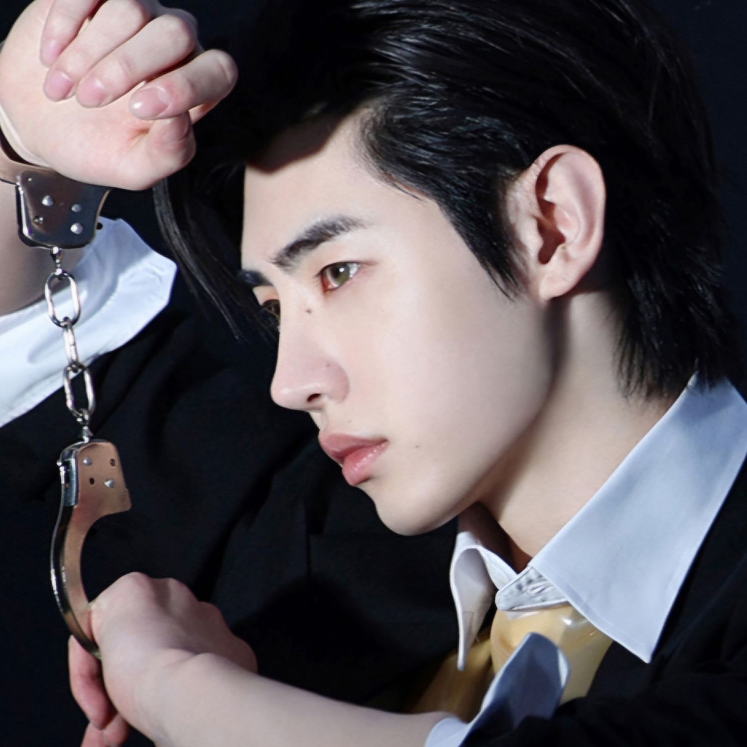 Latest photo of Sunghoon (ENHYPEN)