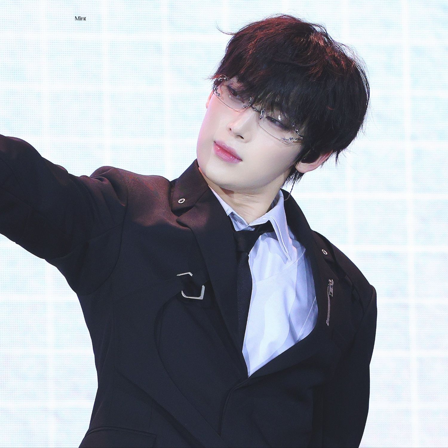 Recent activity shot of Sunoo (ENHYPEN)