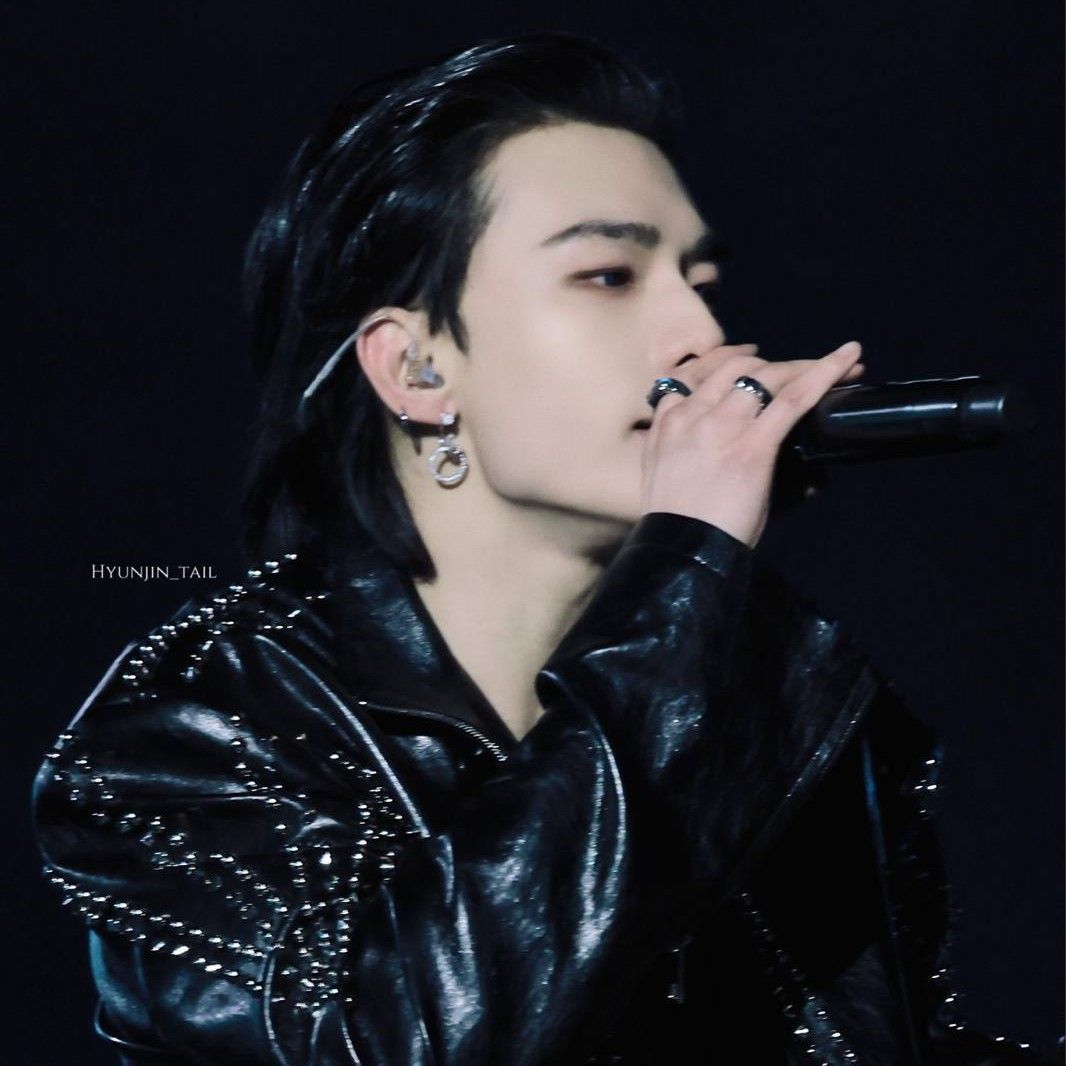 ヒョンジン (Stray Kids)の舞台裏ショット