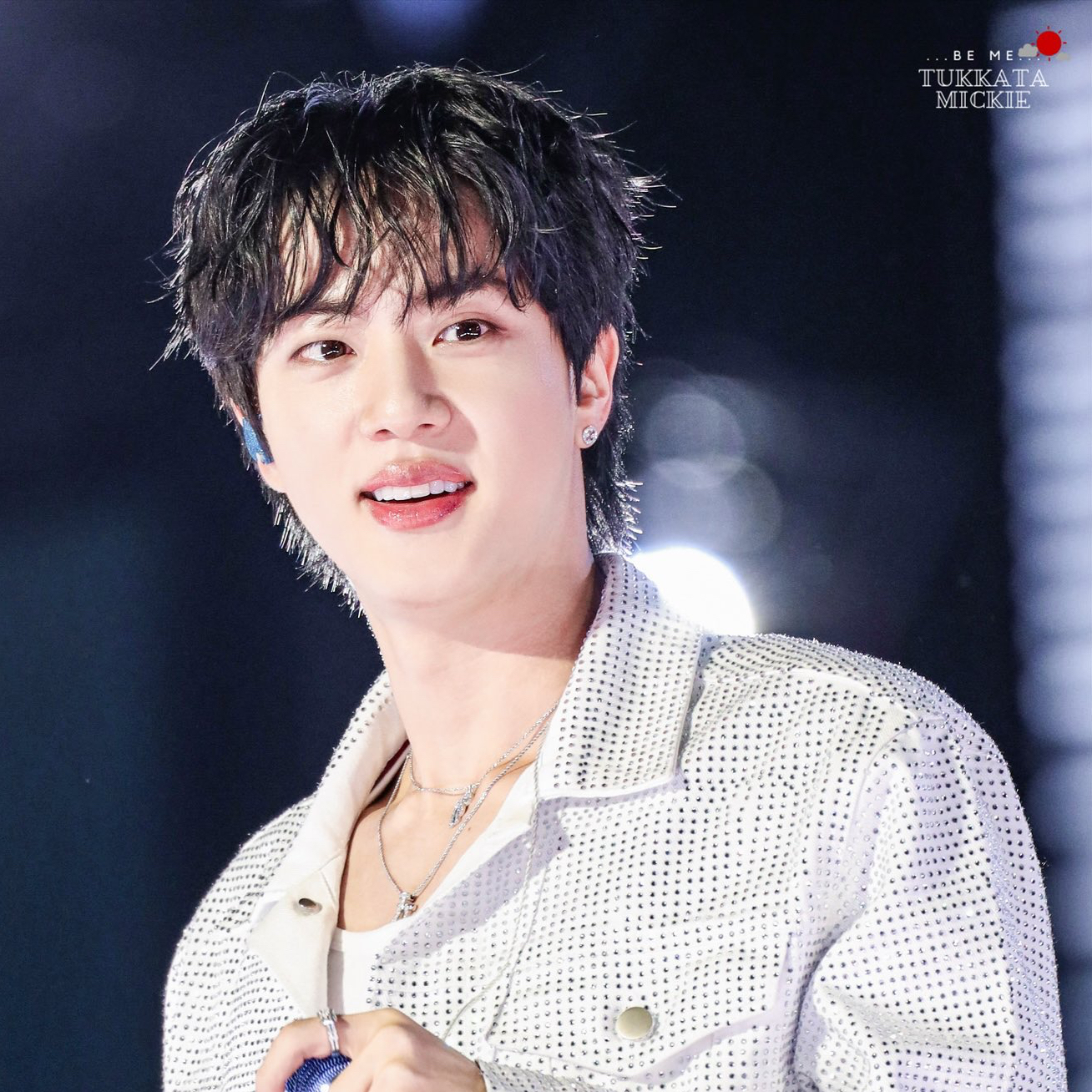 진 (방탄소년단)의 비하인드 컷