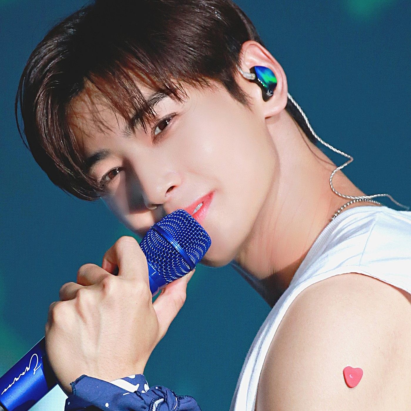 A moment captured by Eunwoo (ASTRO)'s fan