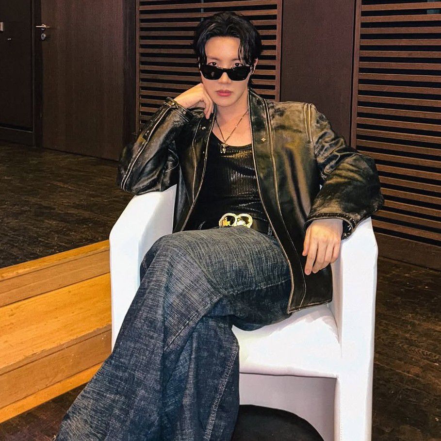 A moment captured by j-hope (BTS)'s fan