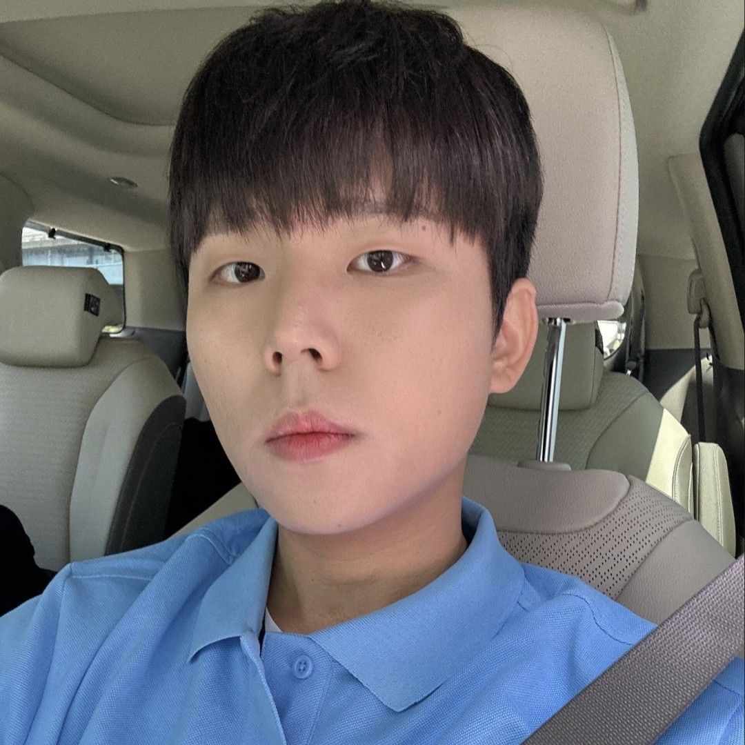 A moment captured by Jung Seunghwan's fan