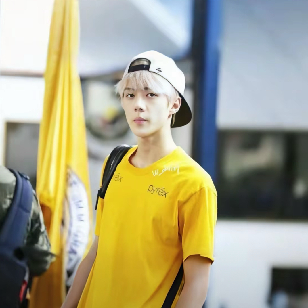 Latest photo of Sehun (EXO)