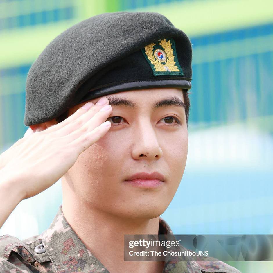 Recent activity shot of V (BTS)