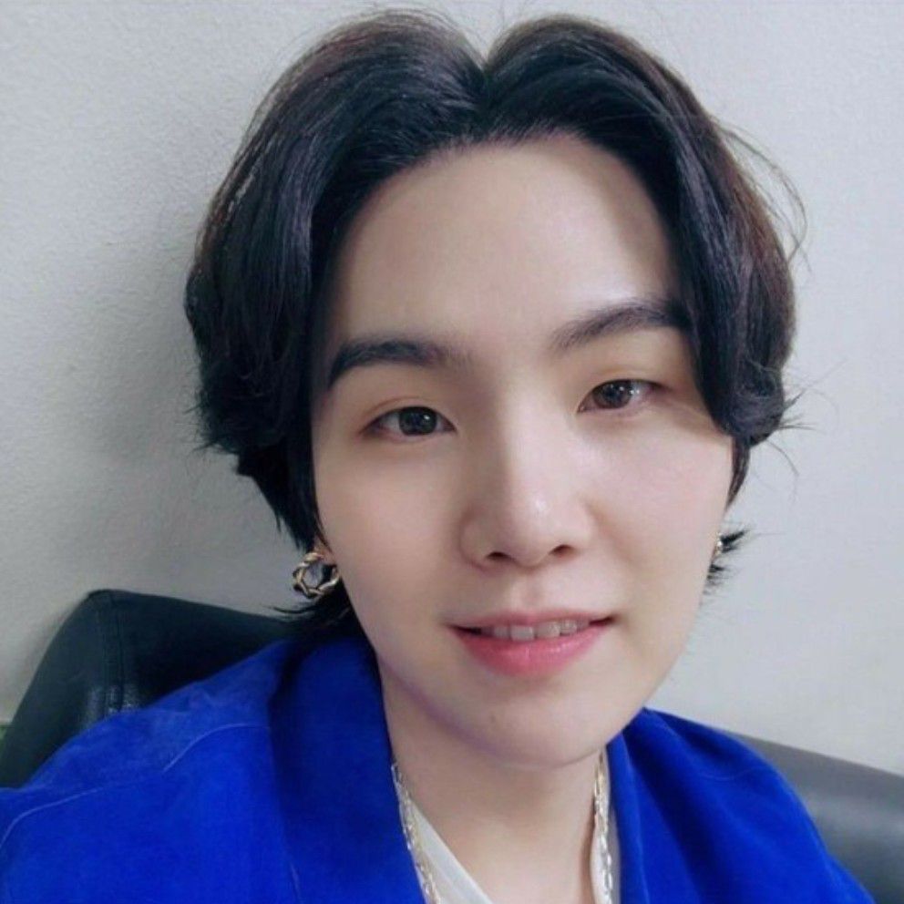 SUGA (防弹少年团)的最新活动照片