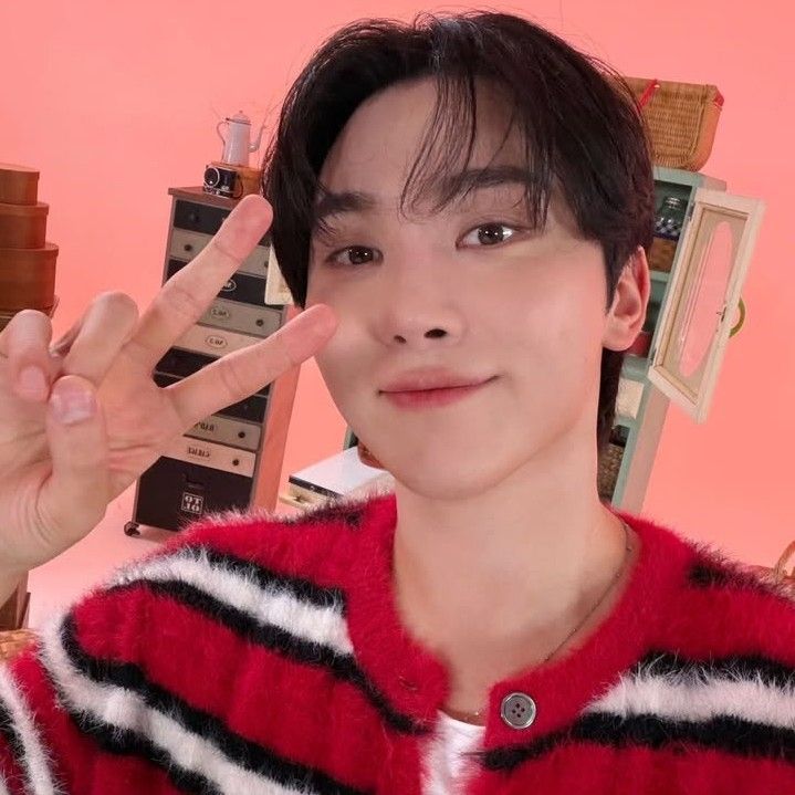 Behind-the-scenes cut of Seungkwan (SEVENTEEN)