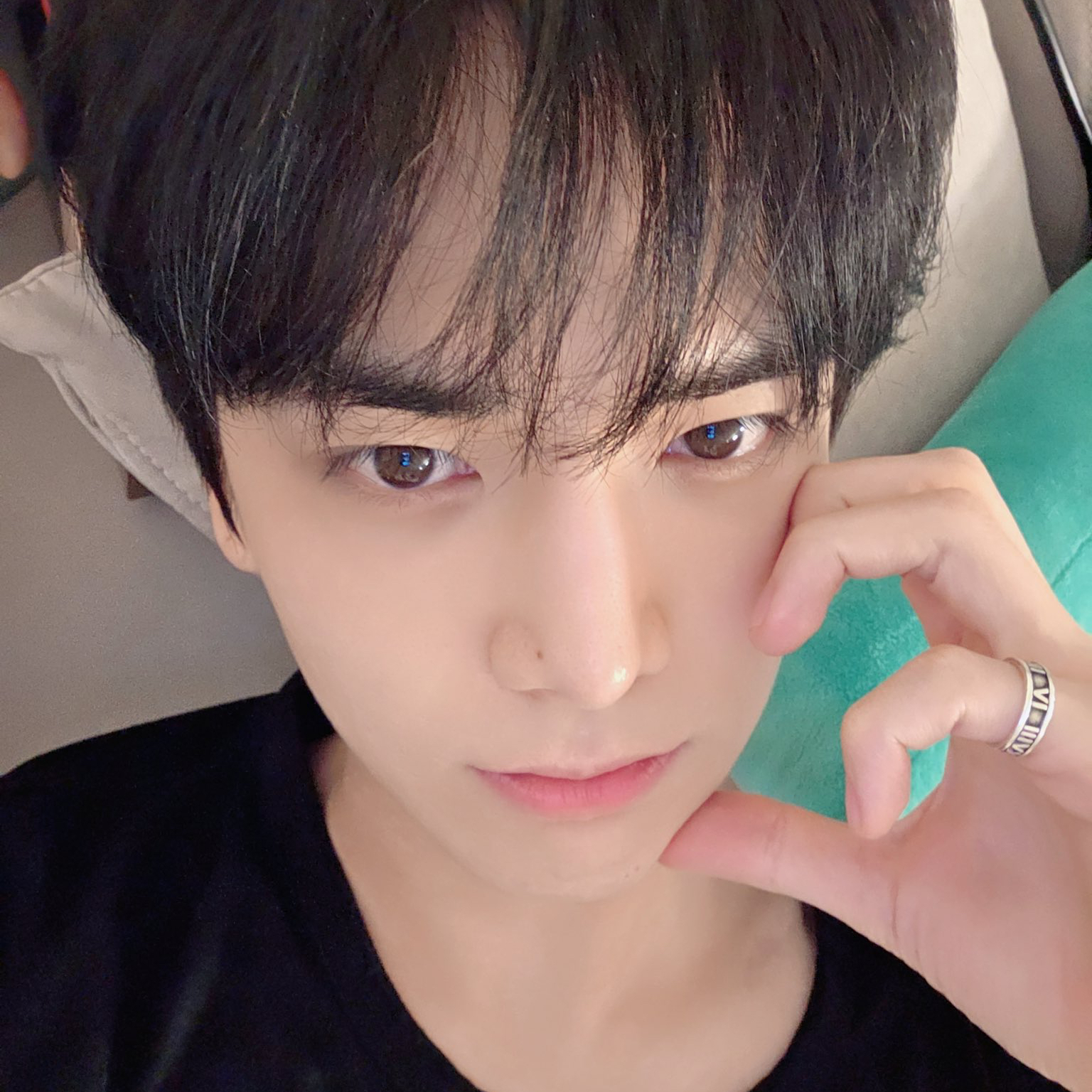 ヨンフン (THE BOYZ)の最新写真