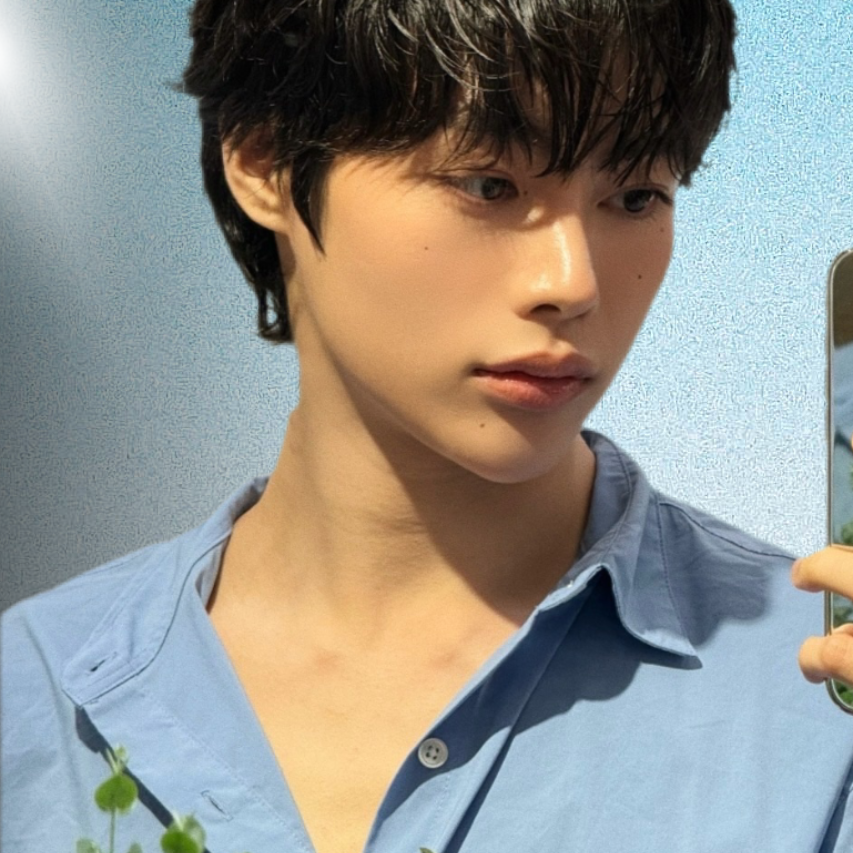 Latest photo of Hanbin (TEMPEST)