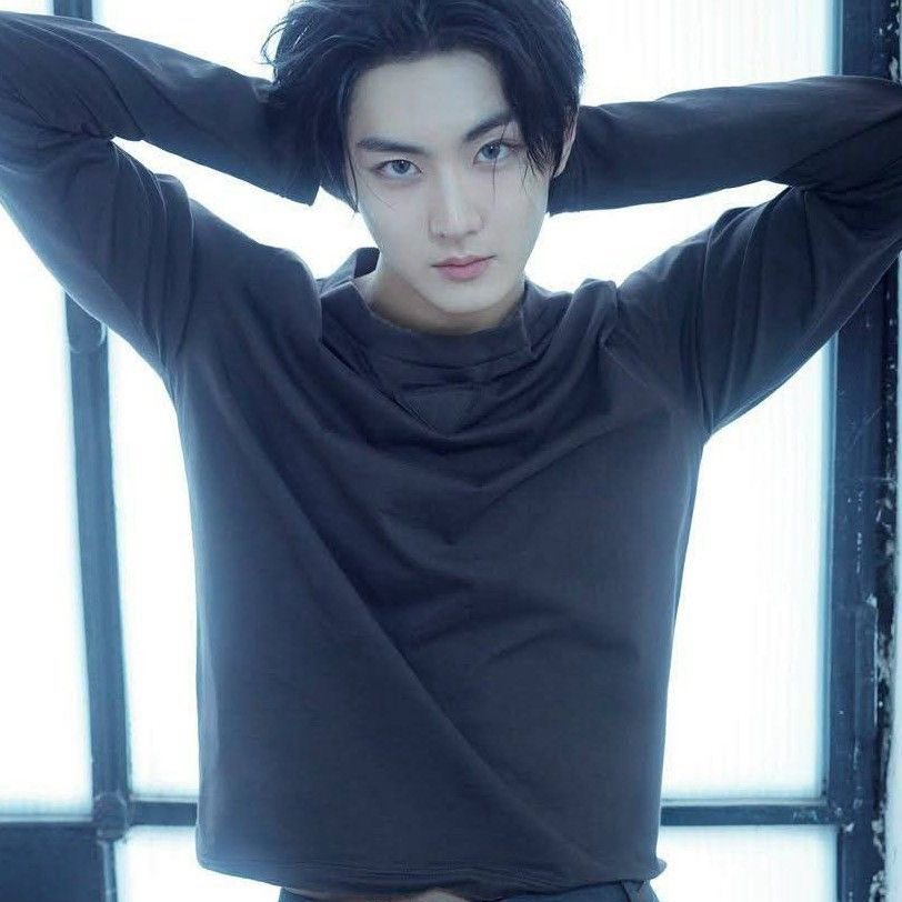 A moment captured by Jungwon (ENHYPEN)'s fan