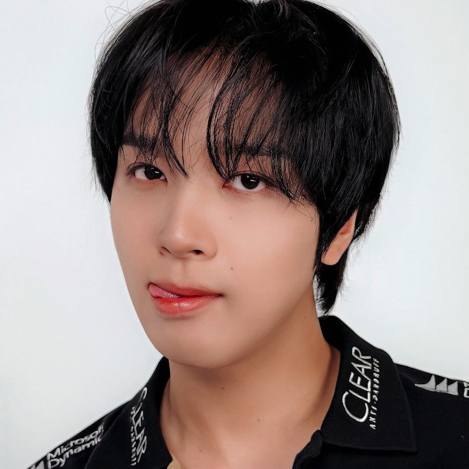 Behind-the-scenes cut of Haechan (NCT 127, NCT DREAM)