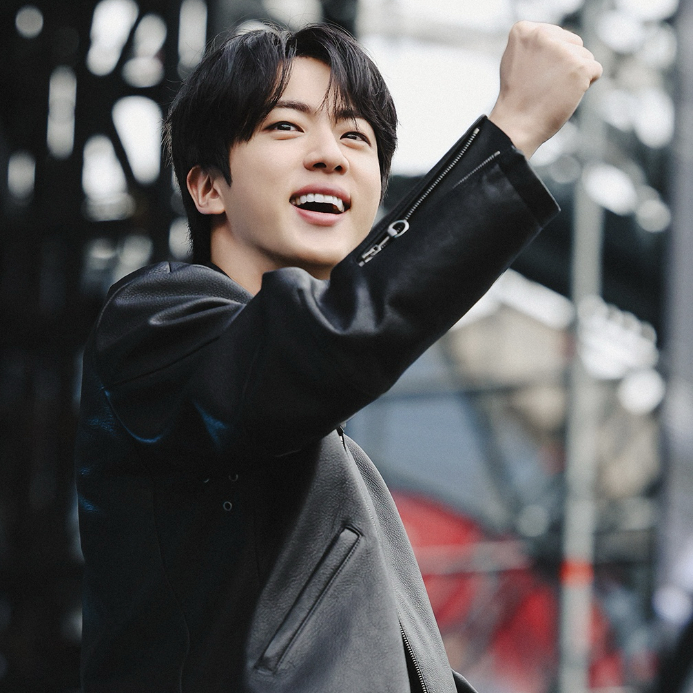 진 (방탄소년단)의 최신 사진