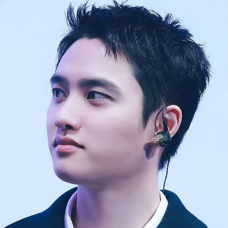 A moment captured by D.O. (EXO)'s fan