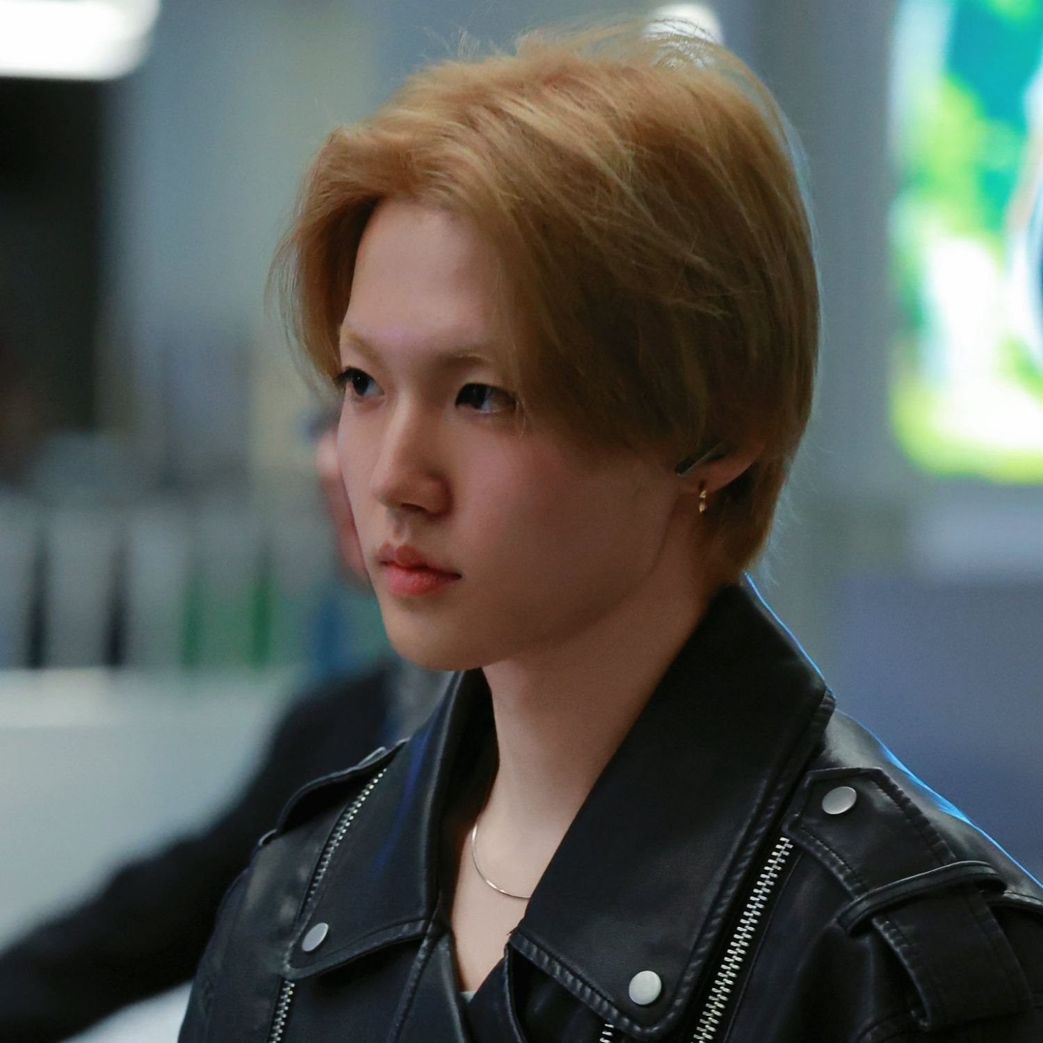 Momen yang diabadikan oleh penggemar Doyoung (TREASURE)