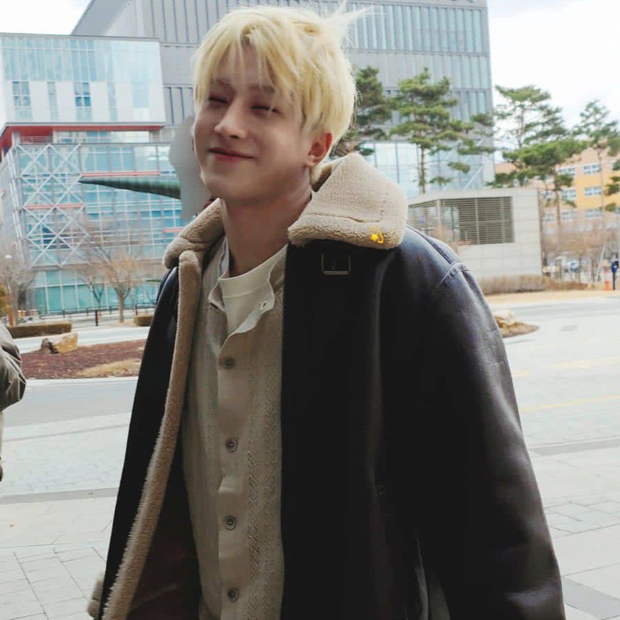 A moment captured by Jinjin (ASTRO)'s fan