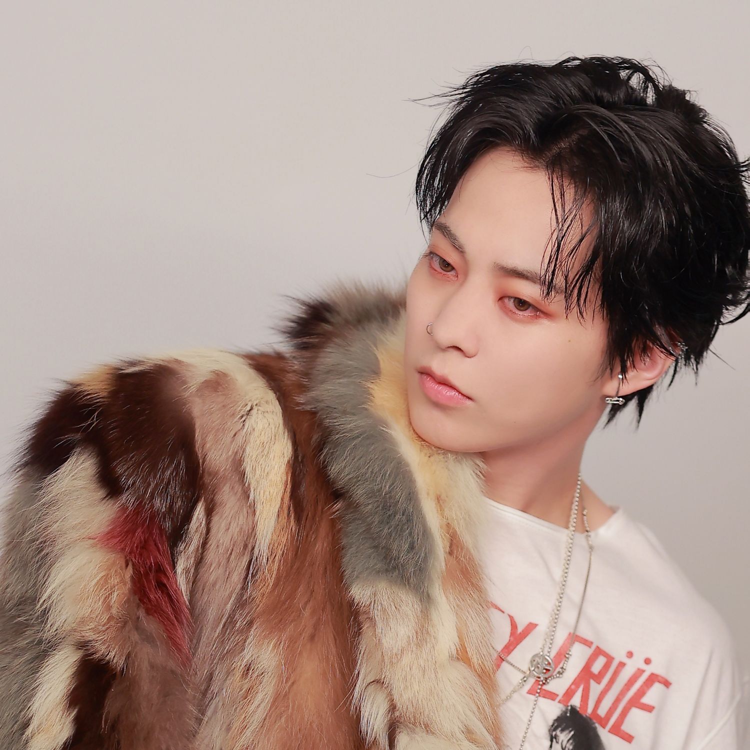 Behind-the-scenes cut of Xiumin (EXO)