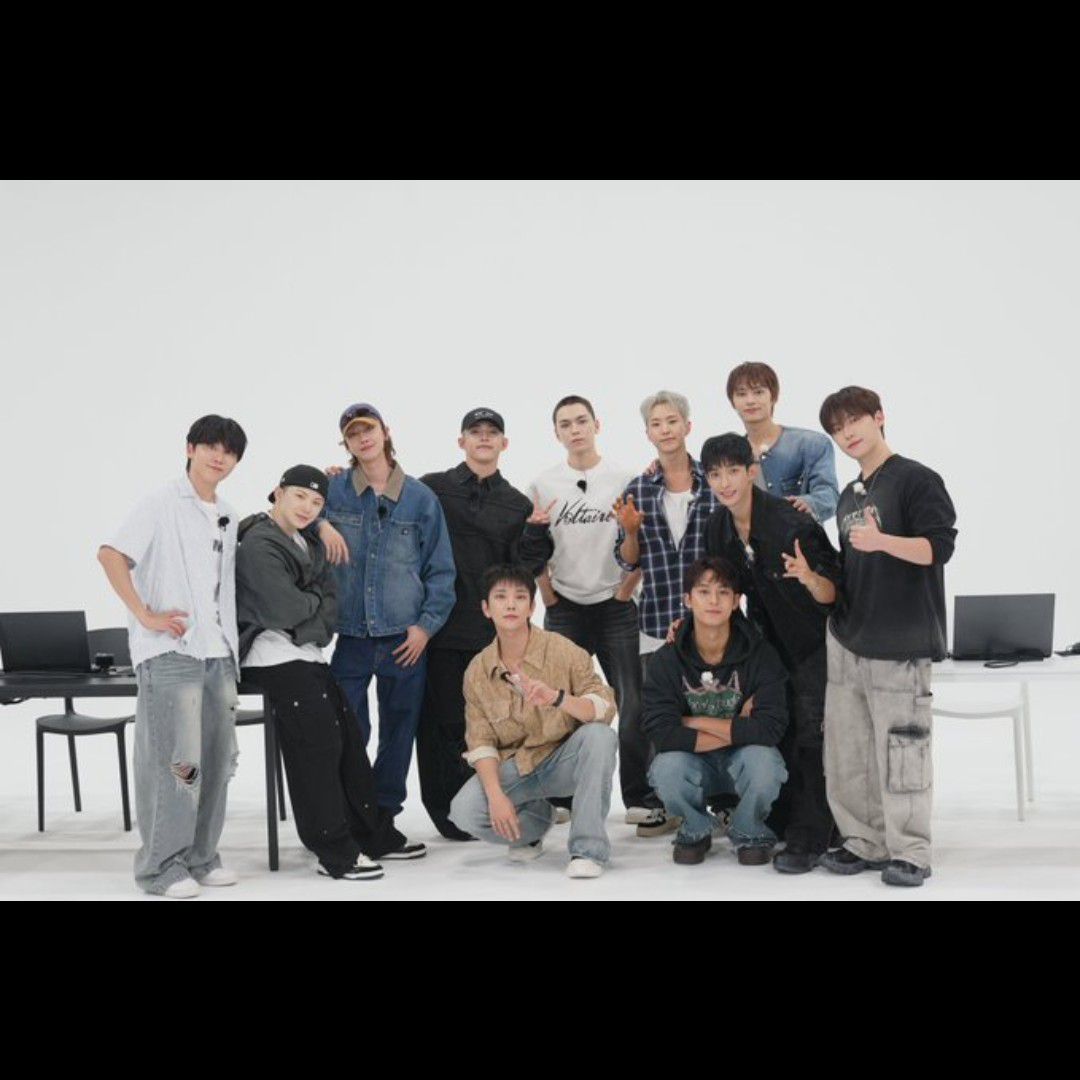 A moment captured by SEVENTEEN's fan