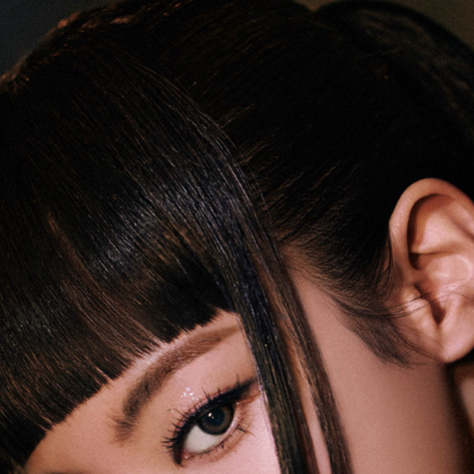 Behind-the-scenes cut of Lia (ITZY)