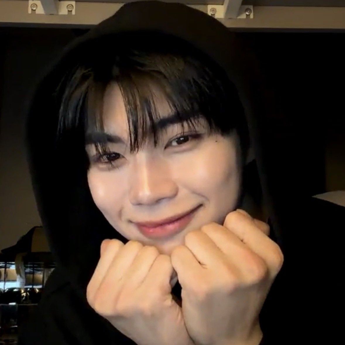 パク・ゴヌク (ZEROBASEONE)の最近の活動写真