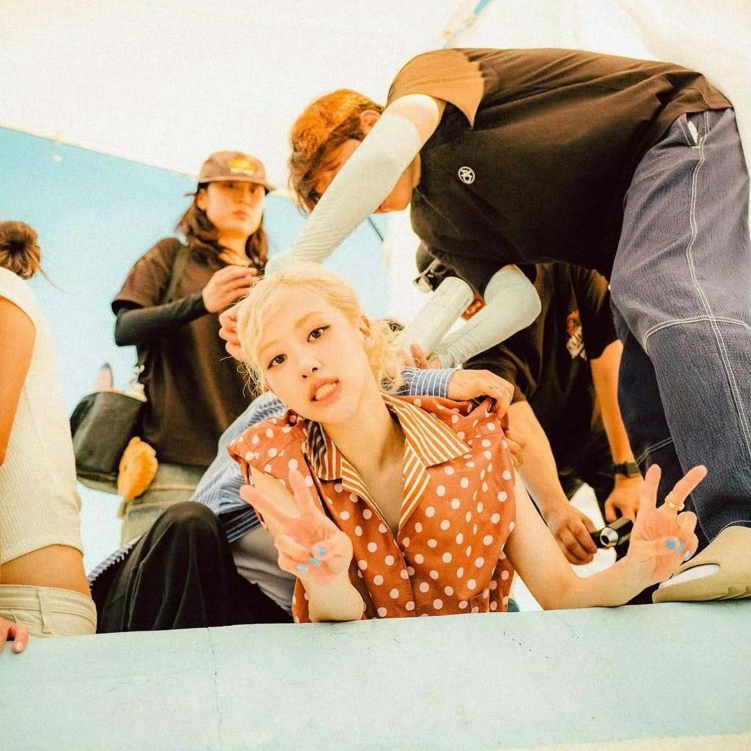 로제 (BLACKPINK) 최근 활동샷