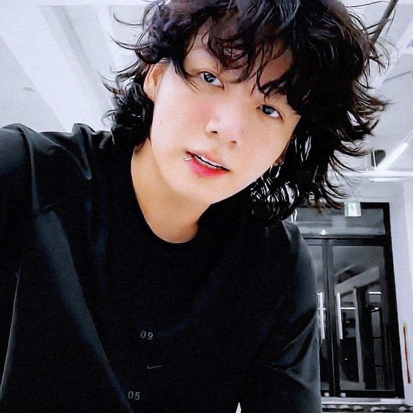 Foto terbaru Jungkook (BTS)