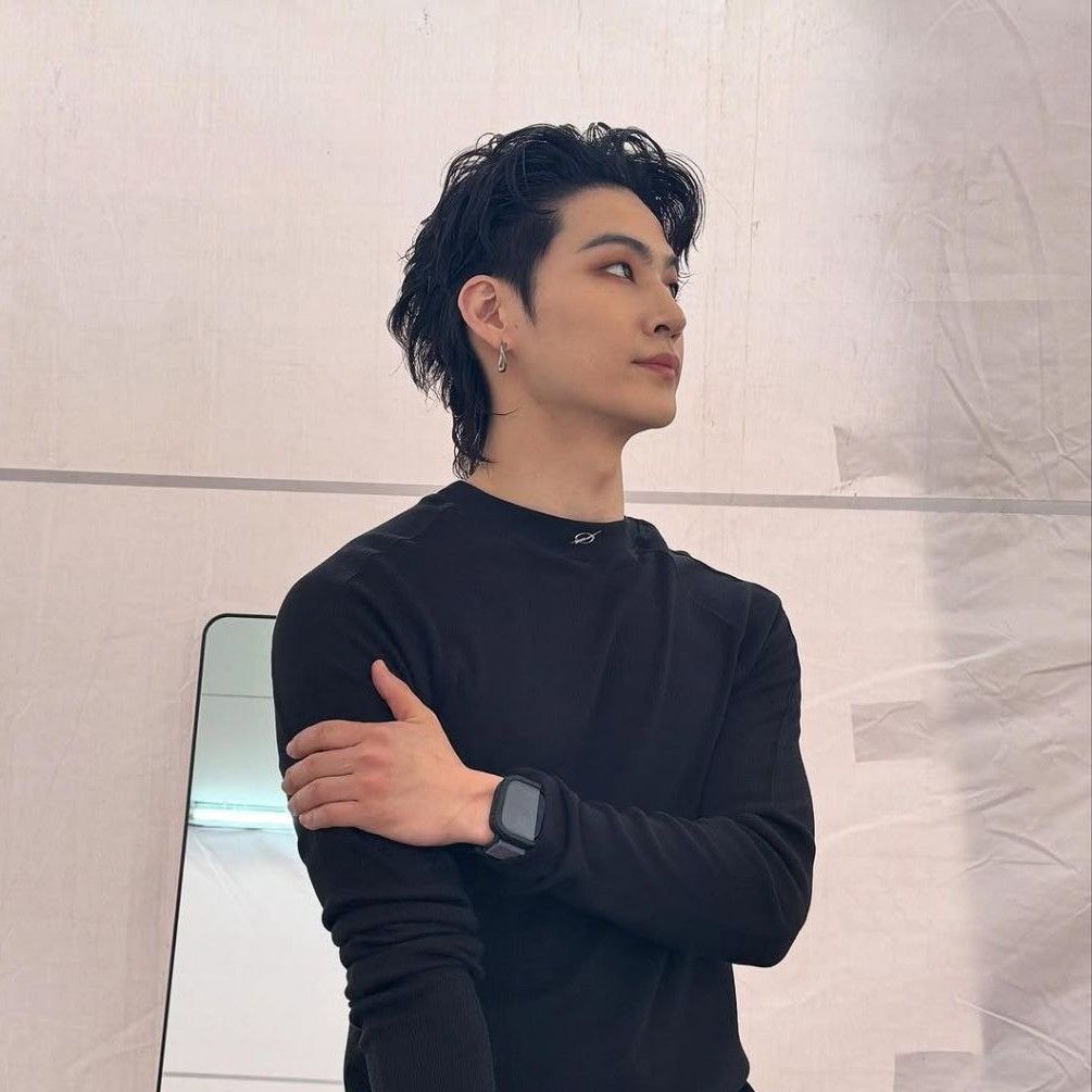 Behind-the-scenes cut of JAY B (GOT7)