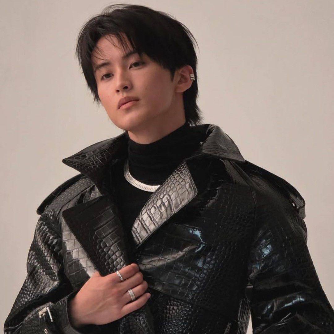 Latest photo of Mark (NCT 127, NCT DREAM)