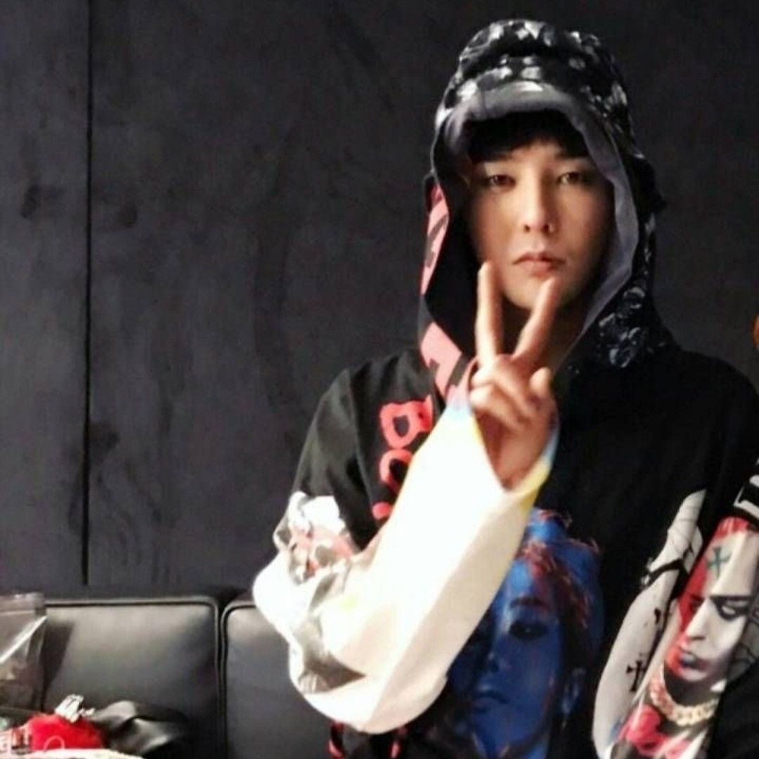 Latest photo of G-DRAGON (BIGBANG)
