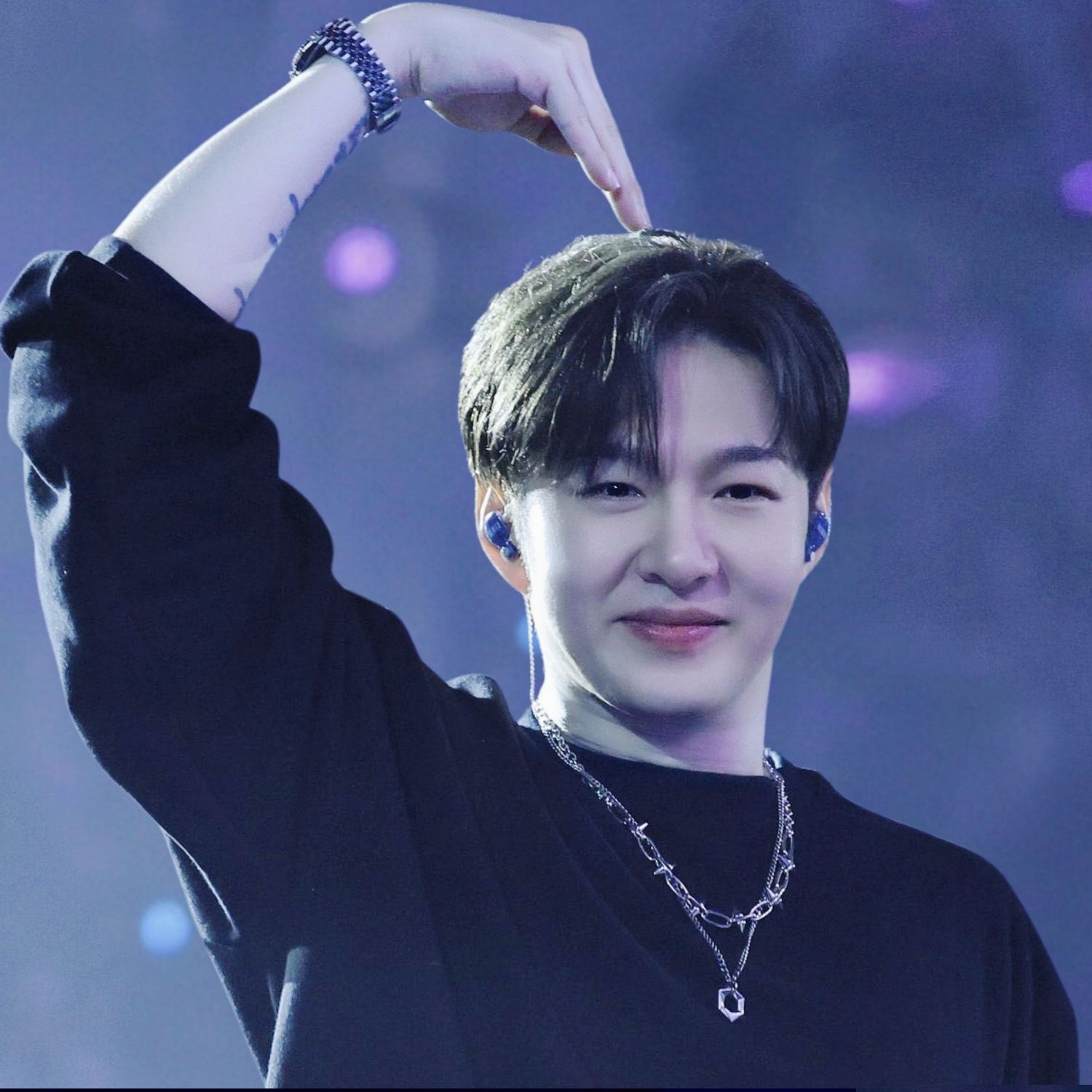 Latest photo of Lee Changsub (BTOB)