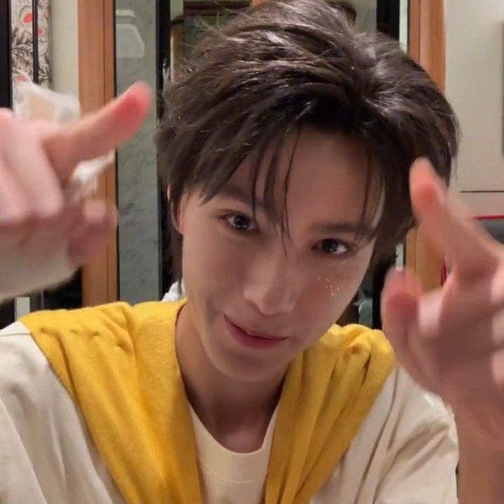 A moment captured by Omar (NexT1DE)'s fan