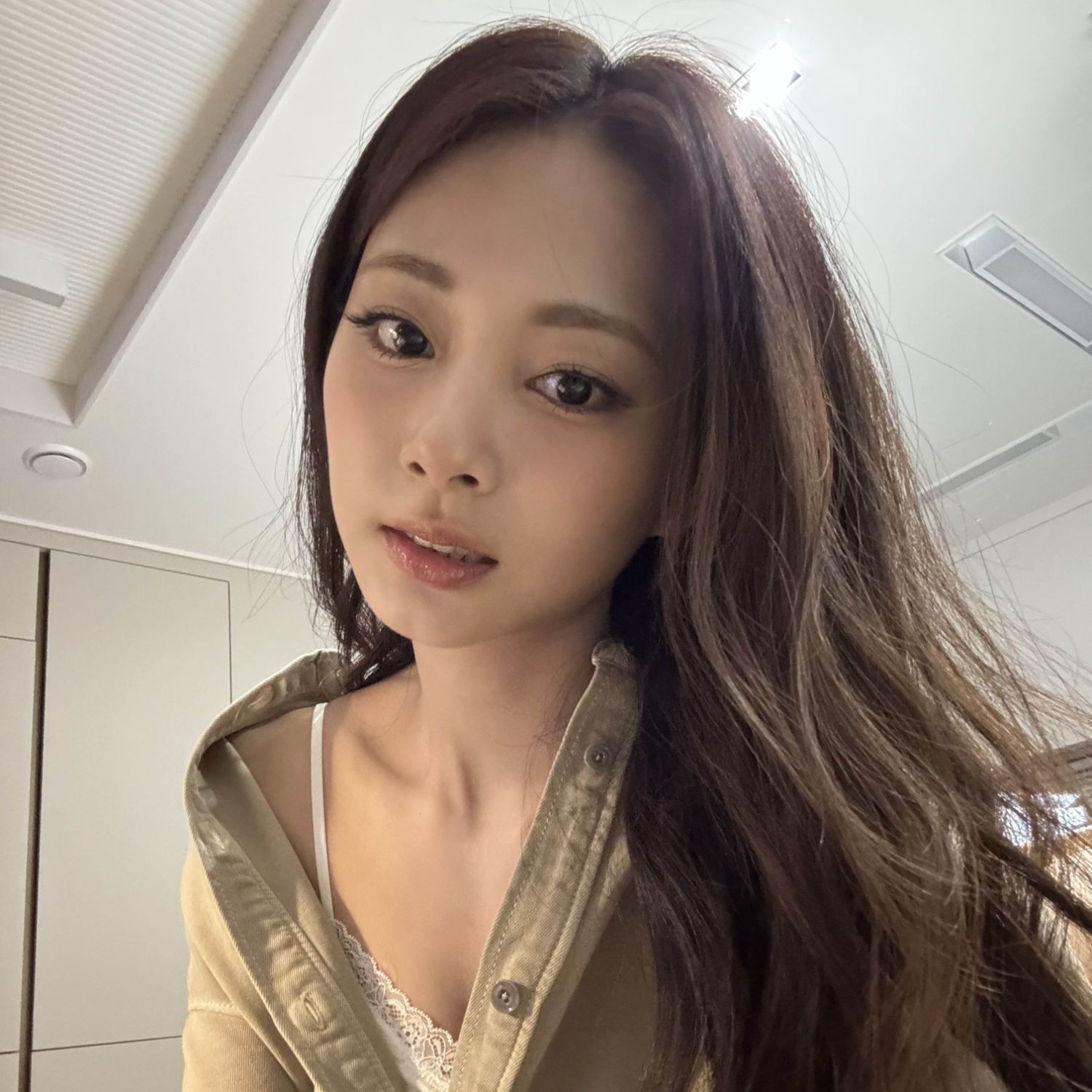 Latest photo of Tzuyu (TWICE)