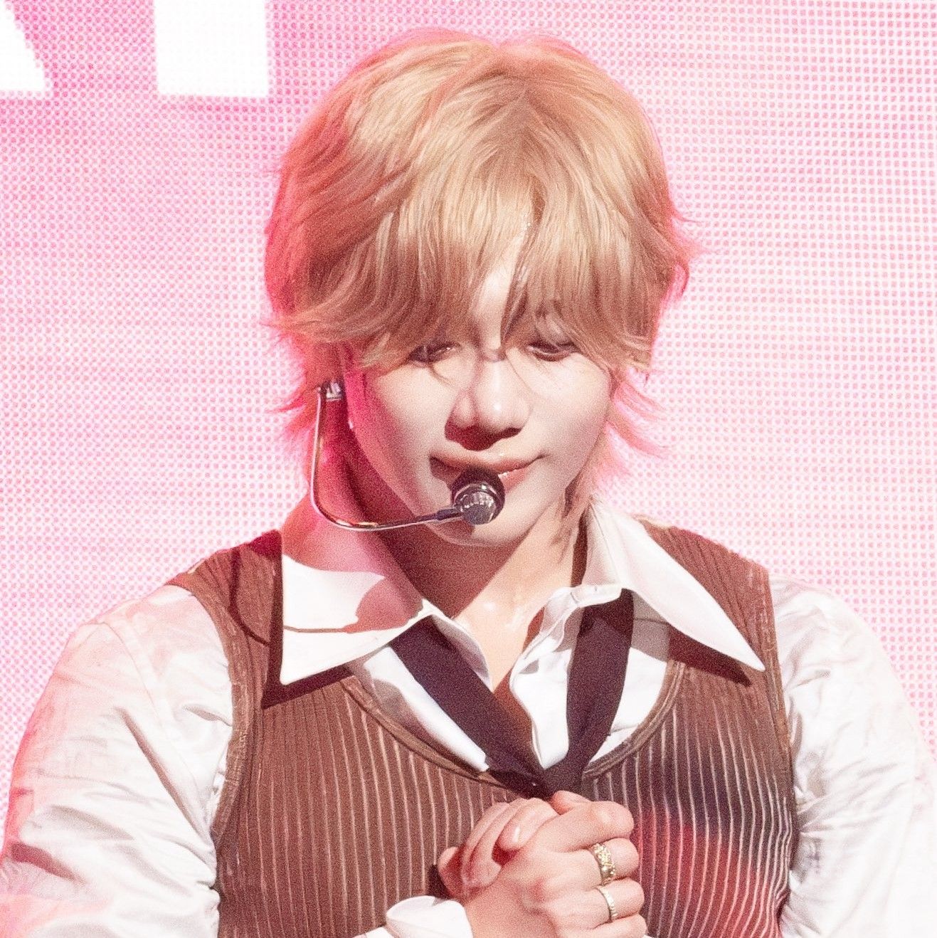 Behind-the-scenes cut of Taemin (SHINee)