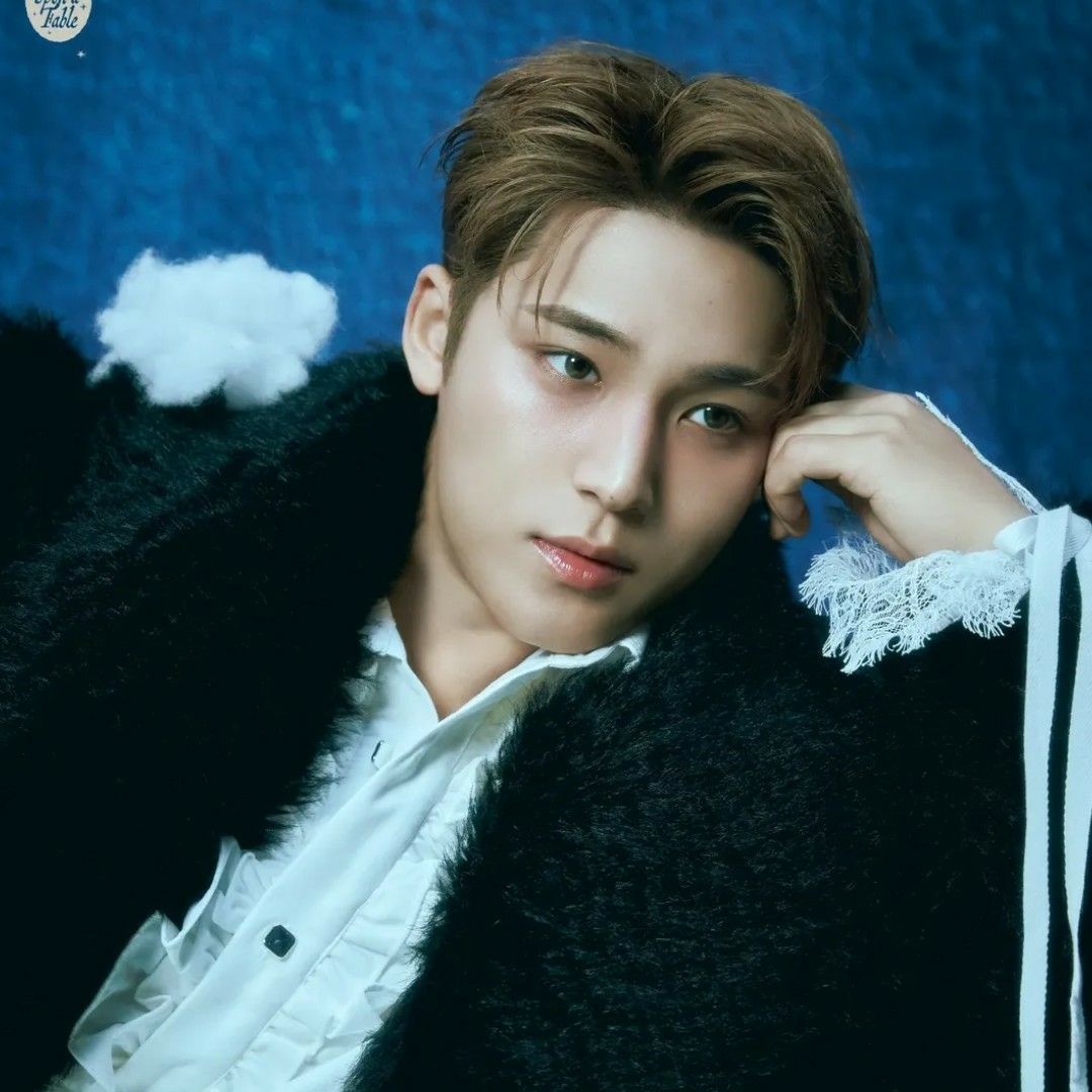 Latest photo of Mingyu (SEVENTEEN)