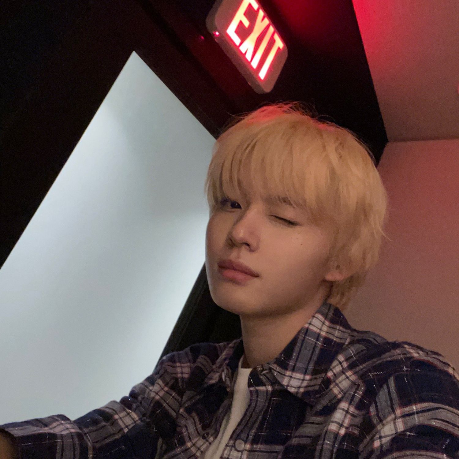 A moment captured by Keiju (KickFlip)'s fan