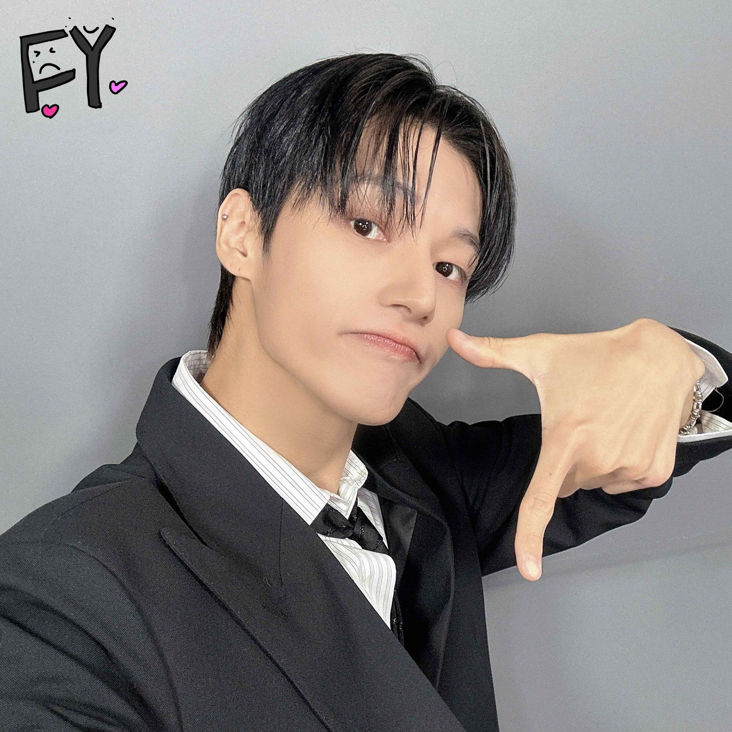 Recent activity shot of Wooyoung (ATEEZ)
