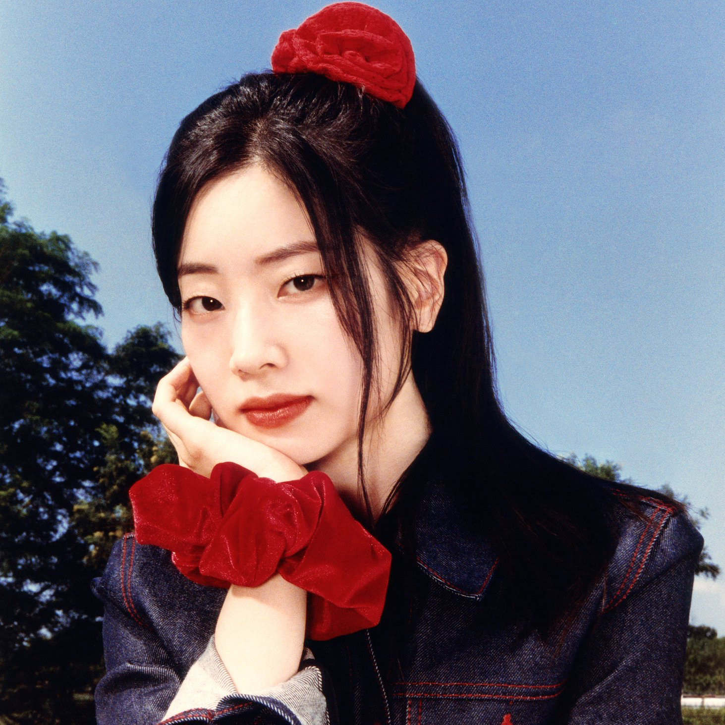 Recent activity shot of Dahyun (TWICE)