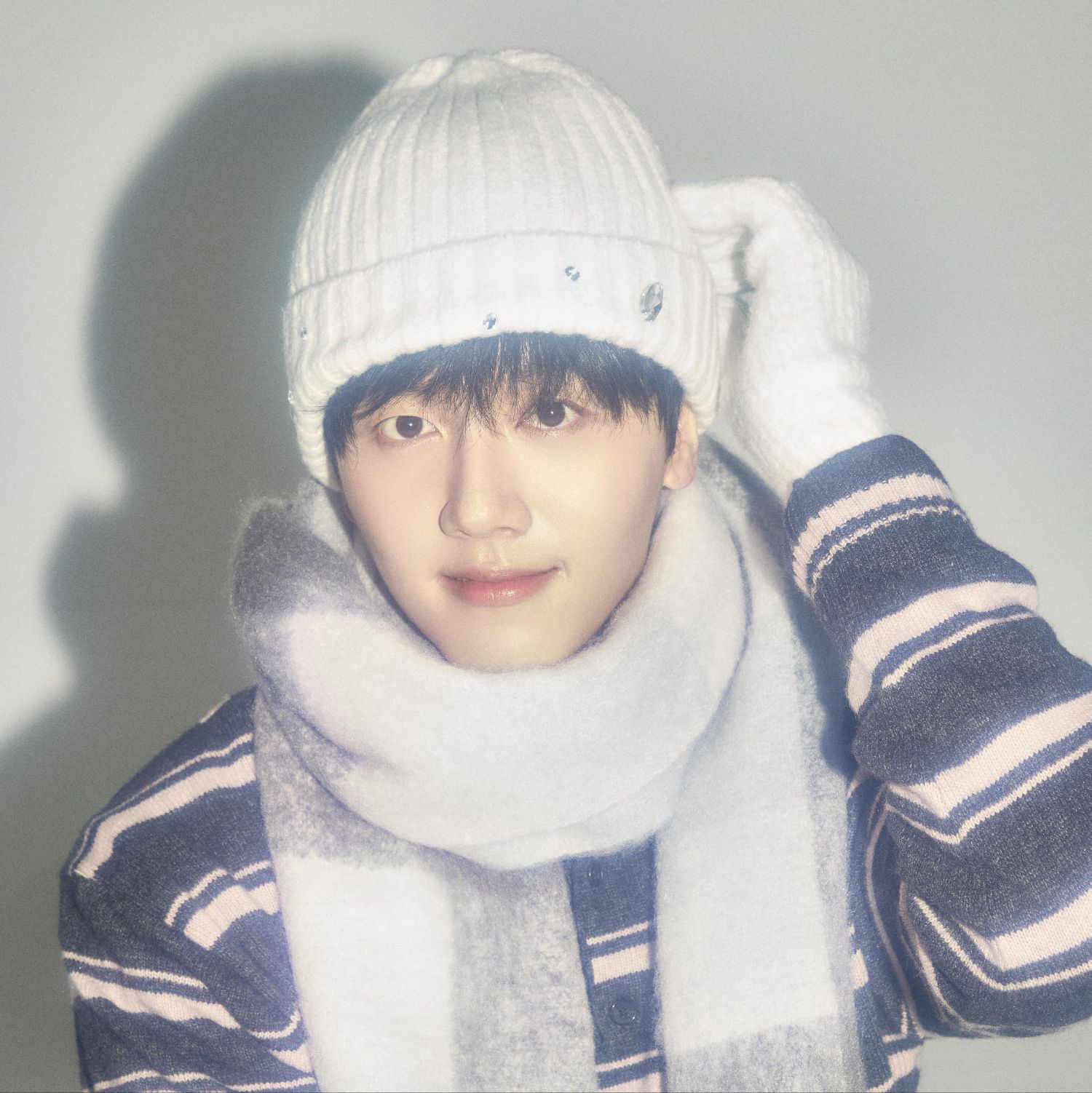 Latest photo of Youngbin (SF9)