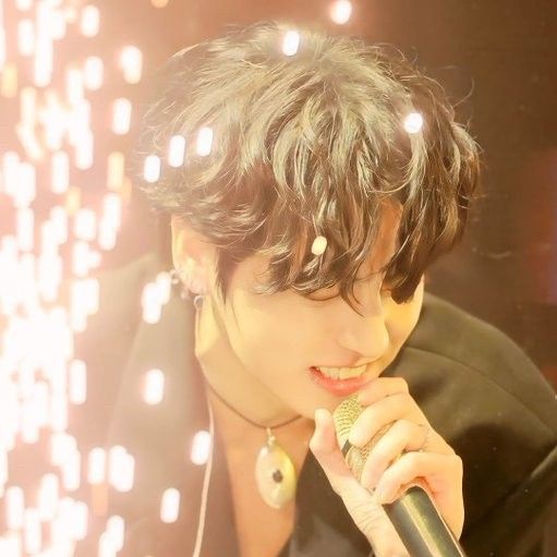 柾国 (防弹少年团)的最新照片