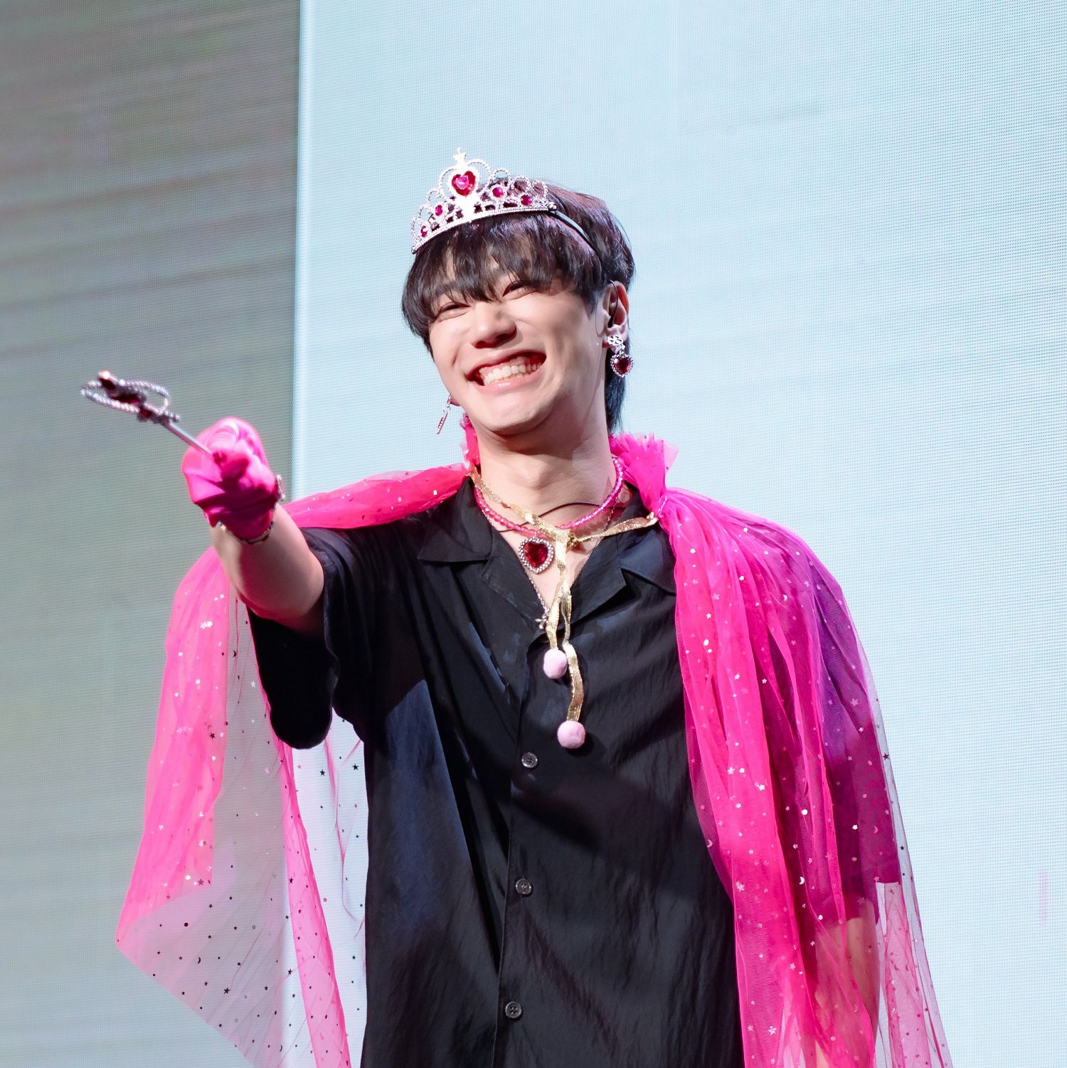 Behind-the-scenes cut of Lee Junyoung