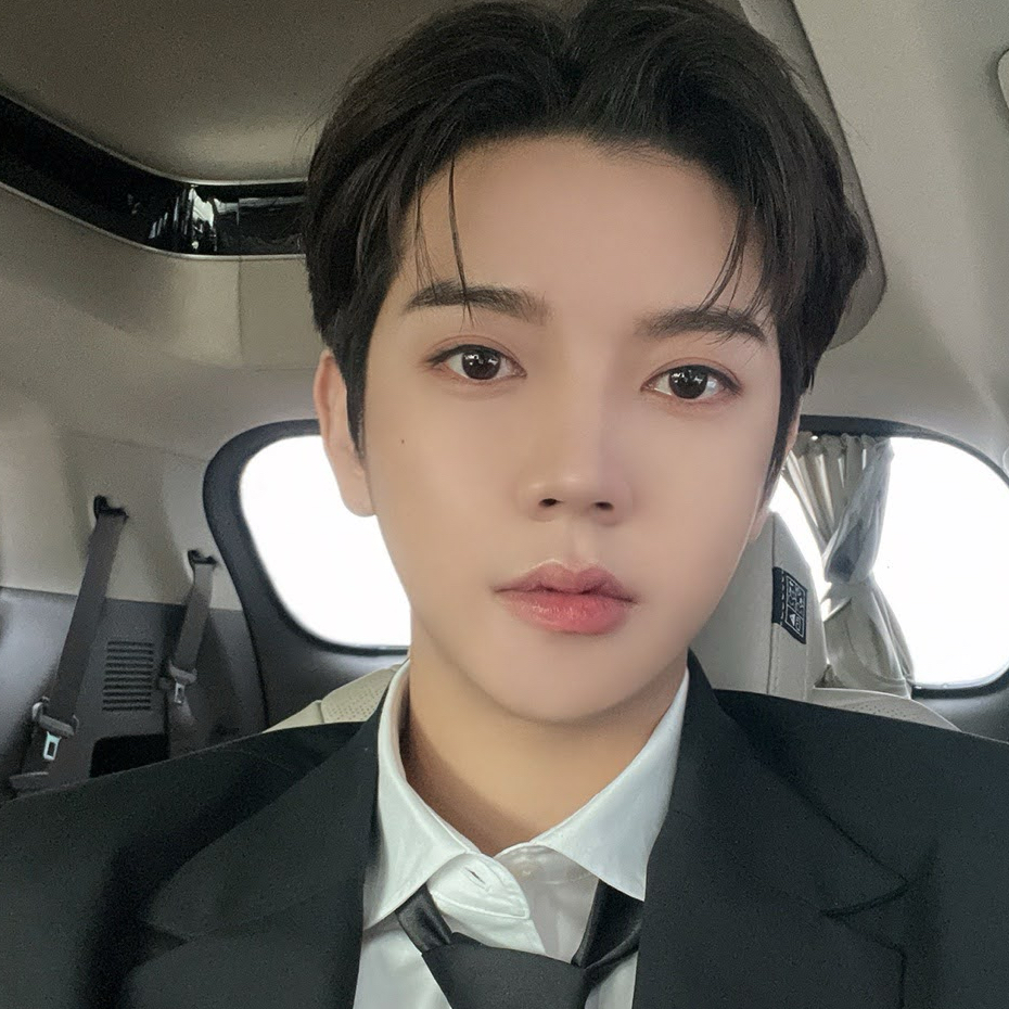 Latest photo of REN
