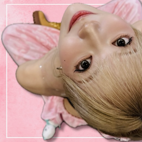 Behind-the-scenes cut of Mayuka (NiziU)