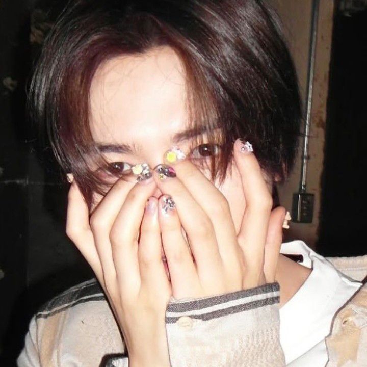 Recent activity shot of Minhee (CRAVITY)
