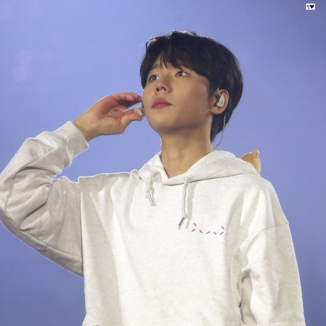 Recent activity shot of Jung Seunghwan