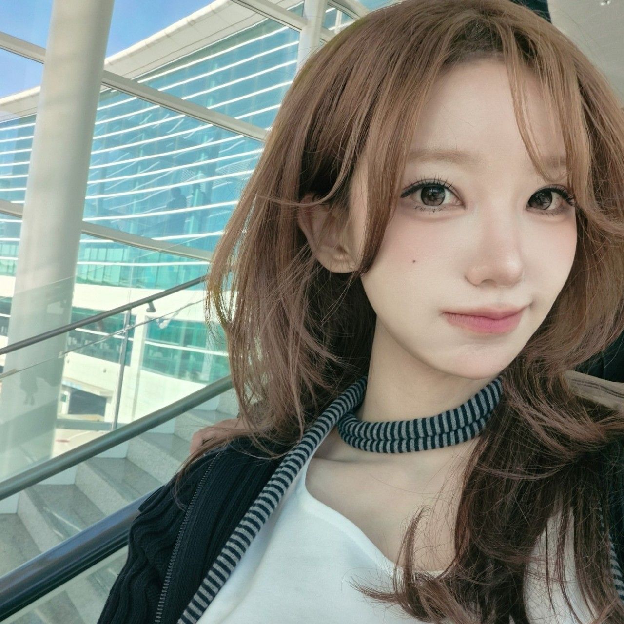 A moment captured by QWER's fan