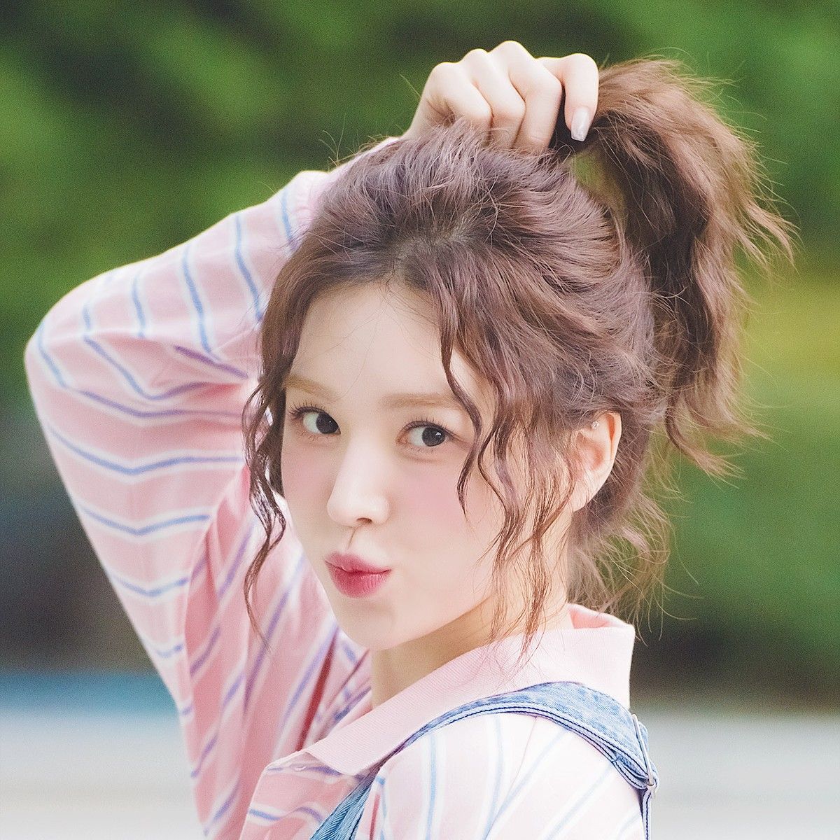 Behind-the-scenes cut of Wendy (Red Velvet)