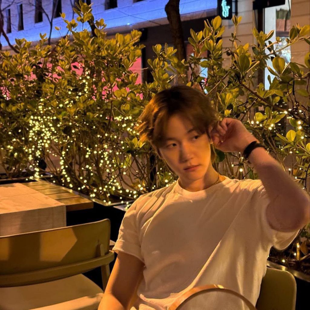 A moment captured by Chen (EXO)'s fan